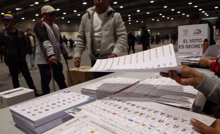 Elecciones en Ecuador: comienzan las votaciones presidenciales y legislativas con Noboa y González como favoritos