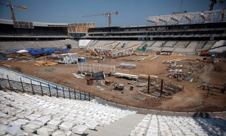 Obras del Claro Arena de la UC suspendidas por incumplimientos de seguridad