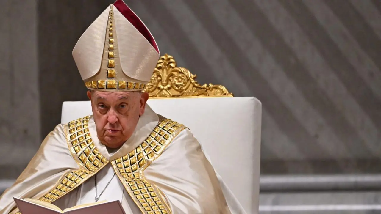 Papa Francisco en estado crítico: Presenta insuficiencia renal leve