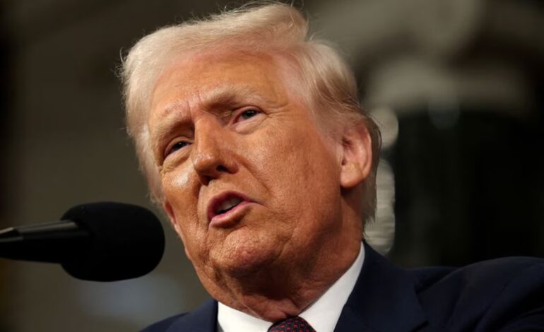 Trump usa ley de guerra para deportar a miembros del Tren de Aragua