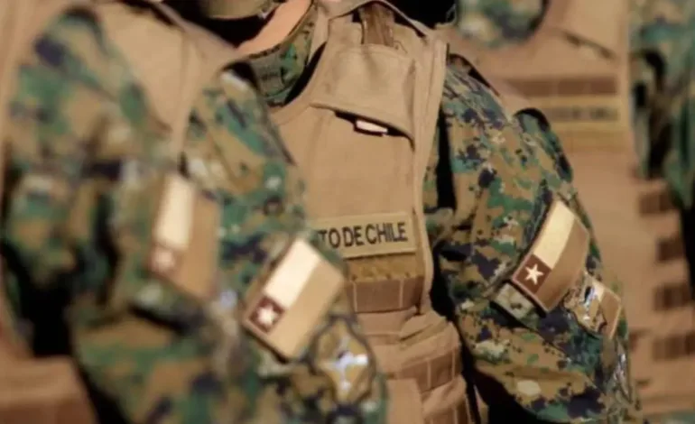 Ejército de Chile enfrenta deuda de $7 mil millones por pagos en exceso