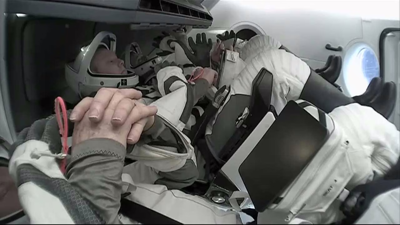 Astronautas de la NASA regresan a la Tierra tras nueve meses en la Estación Espacial Internacional