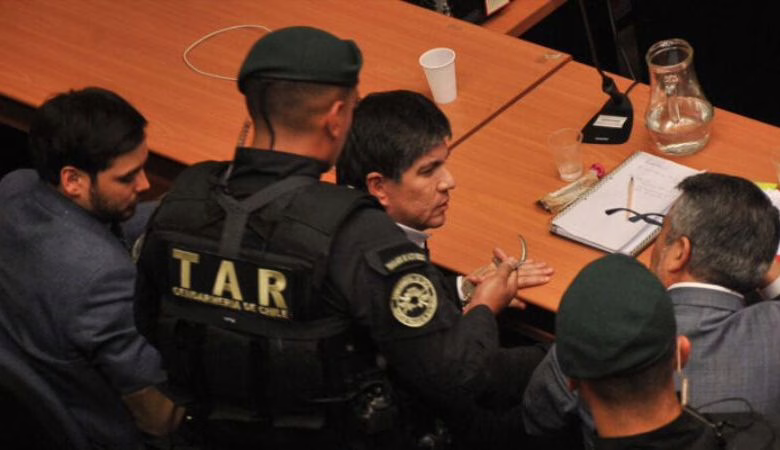 Monsalve se excusa de responder cuestionario de comisión: Solo colaborará con la investigación