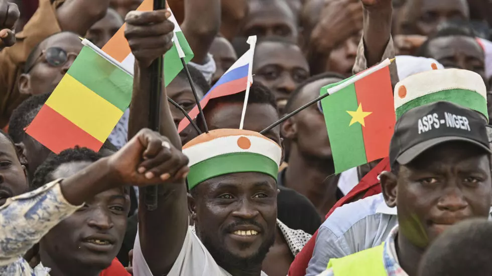 Rusia sella alianza estratégica con Mali, Burkina Faso y Níger para reforzar defensa y economía