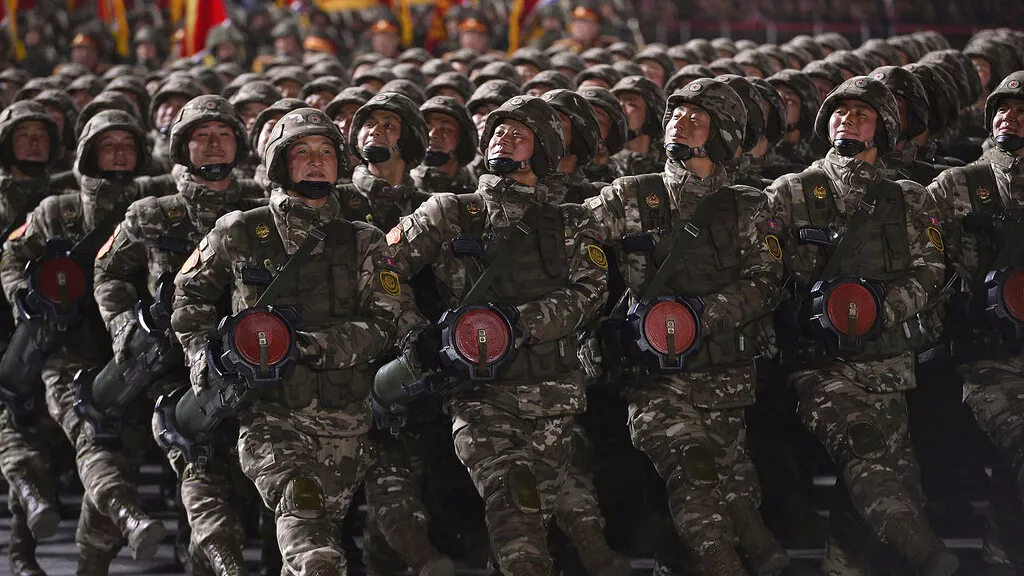 Rusia difunde primeras imágenes de tropas norcoreanas entrenando para la guerra en Ucrania