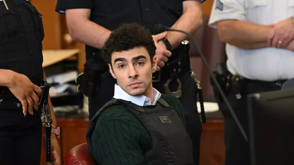 EEUU buscará la pena de muerte para Luigi Mangione por asesinato de CEO