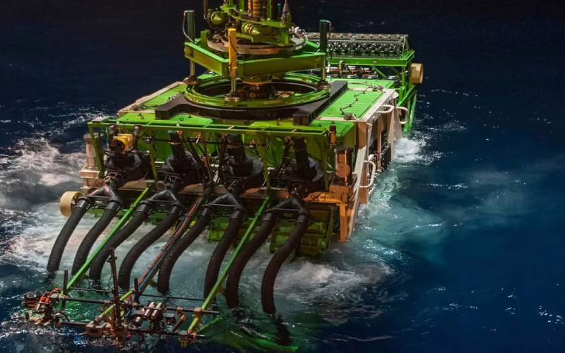 Trump Impulsa la Minería en Alta Mar y Rompe con las Normas Globales para Asegurar Minerales Estratégicos