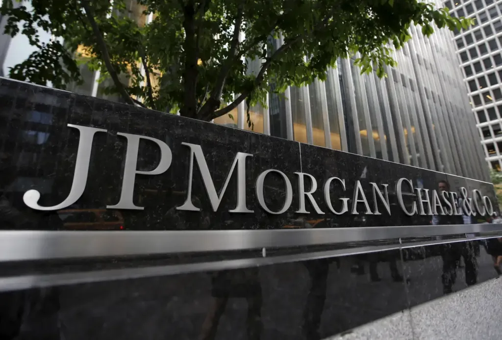 JP Morgan alerta sobre una recesión en EE.UU. en 2025 por nuevos aranceles de Trump