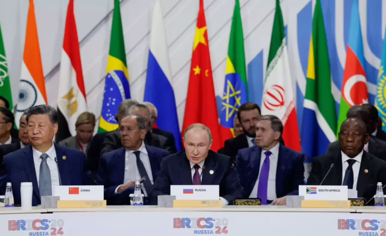 Críticas y respaldos por viaje de Boric a cumbre BRICS: polémica por presencia de países como Irán y Cuba