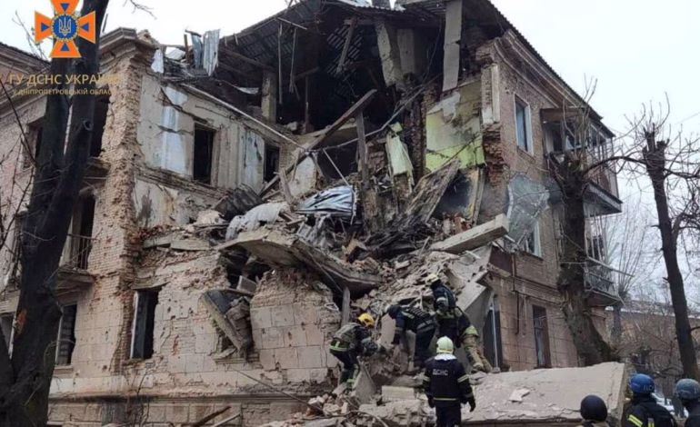 Ucrania bajo ataque: bombardeos rusos dejan al menos tres muertos y múltiples ciudades afectadas