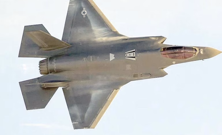 Estados Unidos desplegará cazas F-35 en Puerto Rico como parte de la ofensiva de Donald Trump contra los cárteles en el Caribe, reforzando la presencia militar en la región.