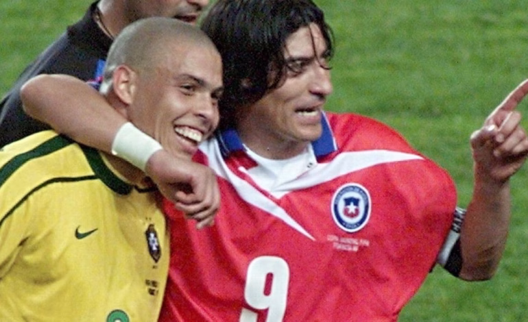 Ronaldo sorprende y elige a Iván Zamorano como el mejor jugador chileno de todos los tiempos