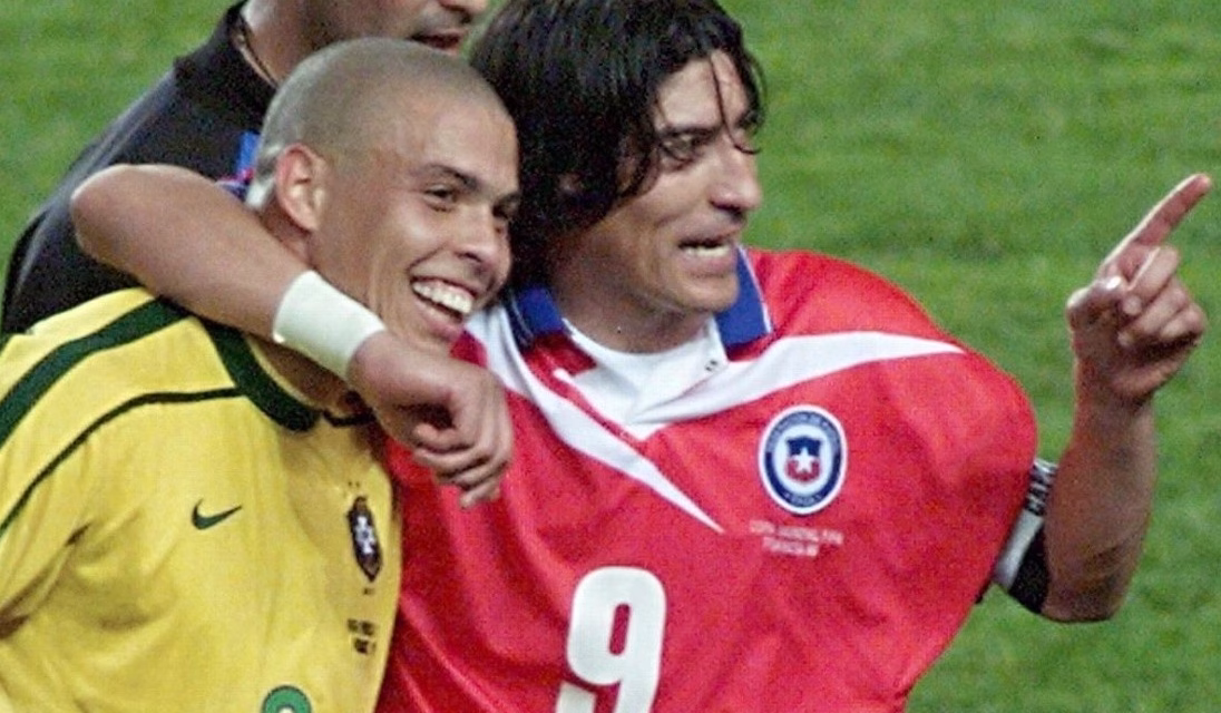 Ronaldo sorprende y elige a Iván Zamorano como el mejor jugador chileno de todos los tiempos
