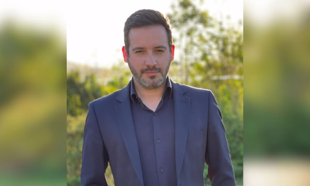 Consejero regional de Los Ríos es arrestado por manejar ebrio tras chocar e intentar huir