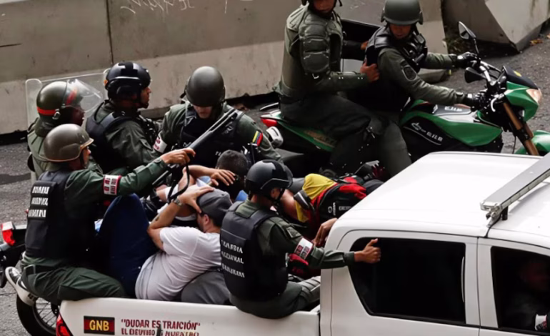 Operación Tun Tun, cómo el régimen venezolano convirtió un símbolo navideño en un mecanismo de represión, según un informe de la ONU tras las elecciones de 2024.