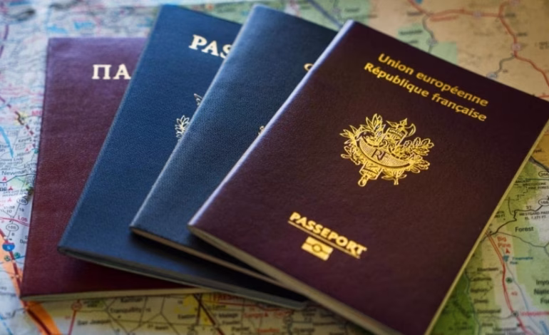 Estos son los pasaportes más poderosos del mundo para viajar en 2026