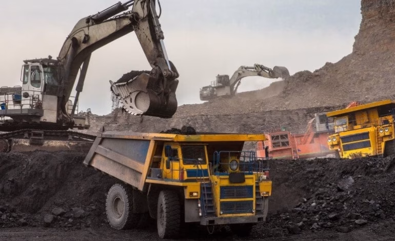 Sector minero cuestiona a Kast por nombrar biministro sin experiencia directa en minería