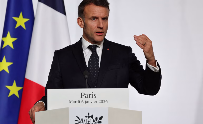 Macron anunció el envío de fuerzas europeas a Groenlandia para respaldar a Dinamarca, tras las tensiones con Estados Unidos y las amenazas de anexión del territorio ártico.