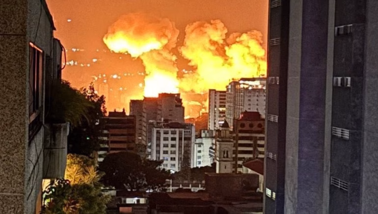 El anuncio de Donald Trump sobre la captura de Nicolás Maduro generó reacciones opuestas en América Latina, Europa y Rusia, mientras persiste la incertidumbre en Caracas.