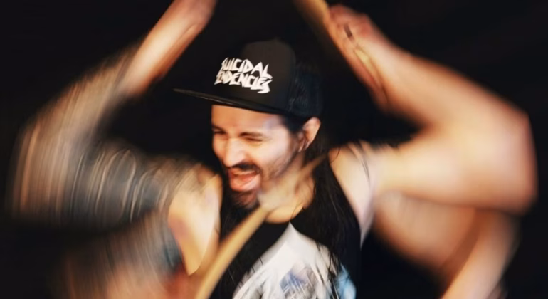 Jay Weinberg anunció su salida de Suicidal Tendencies y adelantó que 2026 estará marcado por nuevos proyectos personales y el desarrollo de su carrera solista.