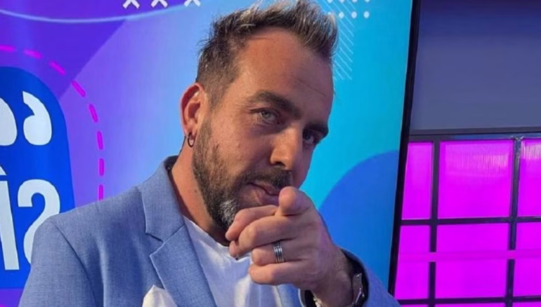 Francisco Kaminski enfrenta una denuncia pública por una deuda de 6,5 millones de pesos relacionada con la organización de un concierto del Puma Rodríguez en Puerto Montt.