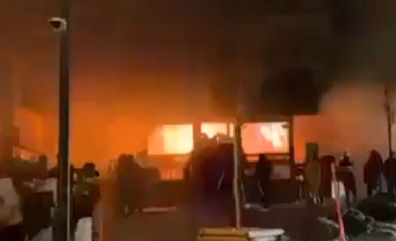 Incendio en bar de estación de esquí en Suiza deja al menos 40 muertos en Año Nuevo