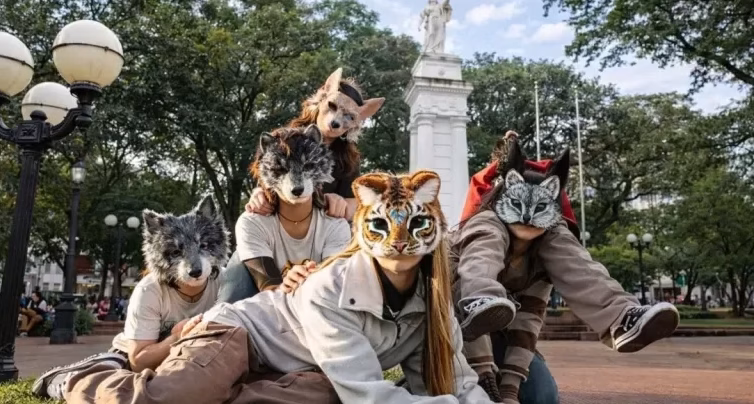 Therians en Argentina: jóvenes adoptan identidad animal y el fenómeno genera debate público