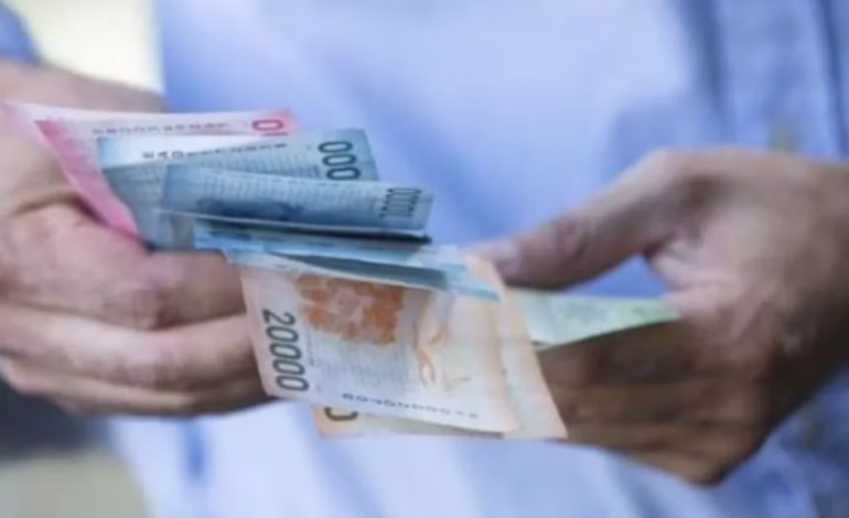 BID concluye que el alza del sueldo mínimo tuvo un efecto limitado en el empleo formal en Chile