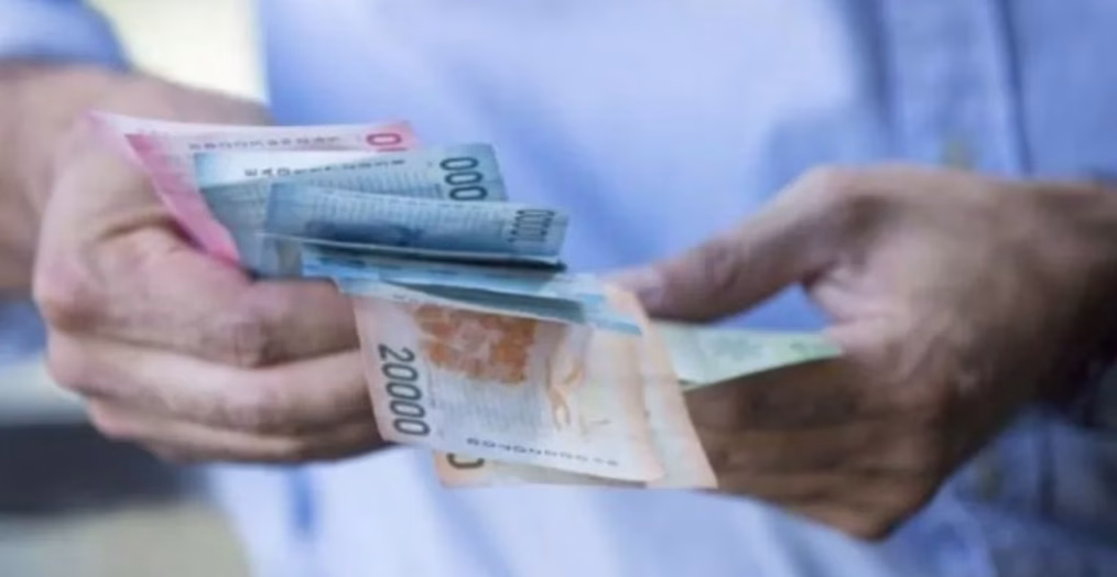 BID concluye que el alza del sueldo mínimo tuvo un efecto limitado en el empleo formal en Chile
