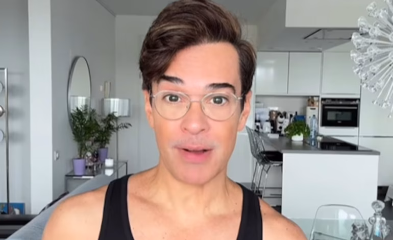 Un influencer brasileño de 58 años que aparenta 18 revela que su aspecto juvenil se debe a hábitos sostenidos como el entrenamiento de fuerza, la alimentación saludable y la constancia.