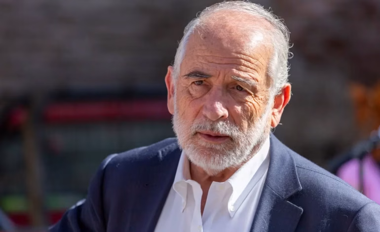 Ministro de Vivienda critica informe de Contraloría por megaincendio en Valparaíso y advierte que “genera desconfianza”