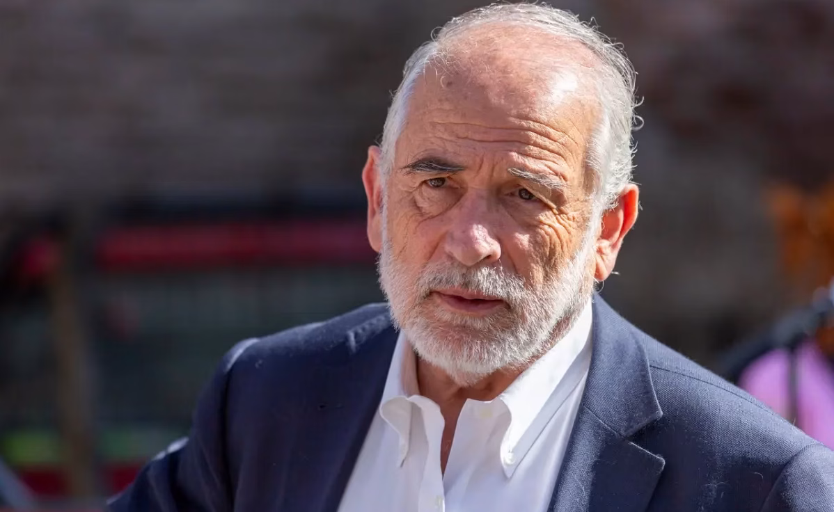 Ministro de Vivienda critica informe de Contraloría por megaincendio en Valparaíso y advierte que “genera desconfianza”