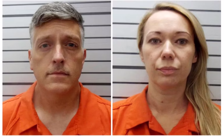 Propietario de funeraria en Colorado será condenado por ocultar 189 cuerpos y entregar cenizas falsas a familias, en un caso que conmocionó a Estados Unidos.