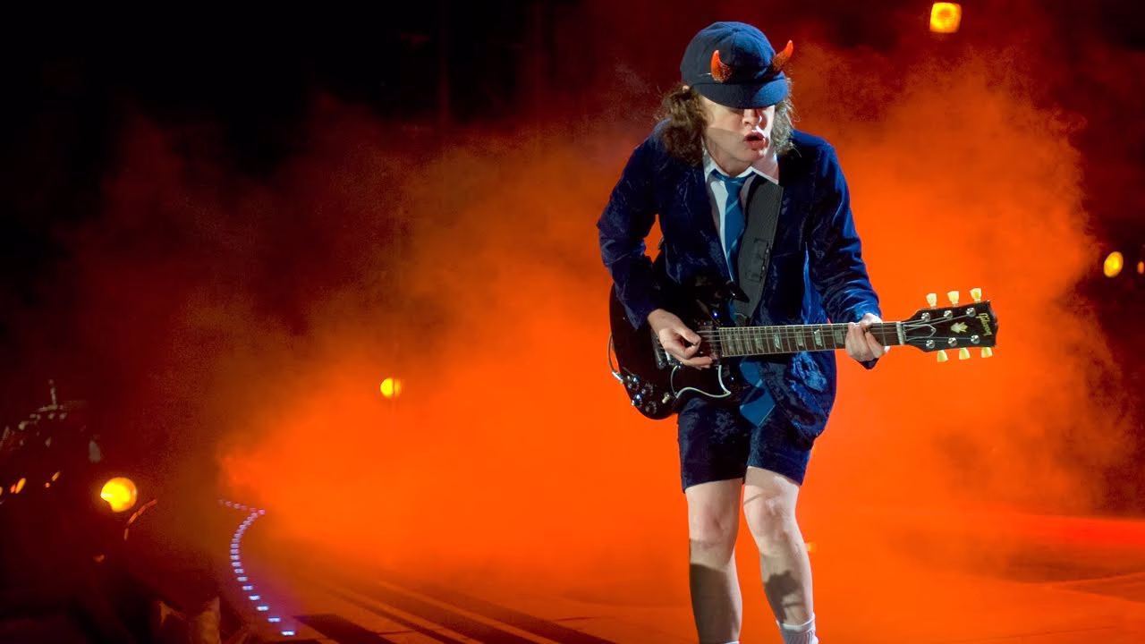 Alarma antes del show: hospitalizan a guitarrista de AC/DC en Buenos Aires a días de River Plate