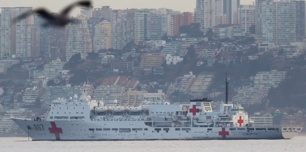 Buque hospital chino “Silk Road Ark” recaló en Valparaíso: misión, polémica sanitaria y detalles técnicos