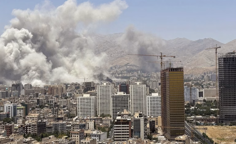 La gran pregunta en Medio Oriente: por qué los países del Golfo no atacan a Irán pese a los bombardeos