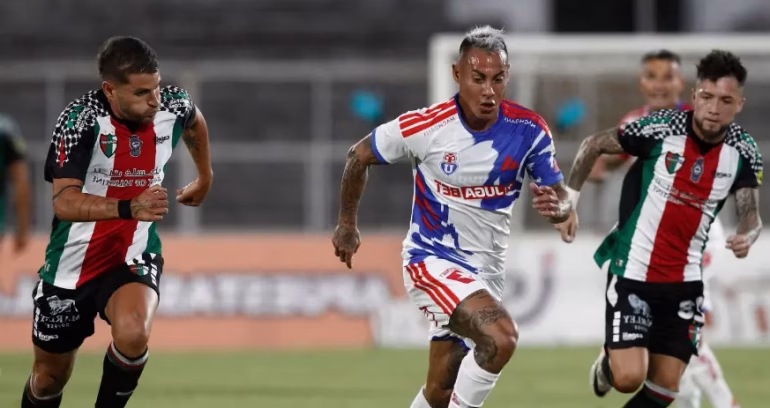 Universidad de Chile y Palestino definen en partido único su paso a la fase de grupos de la Copa Sudamericana. Revisa formato, horario y transmisión.