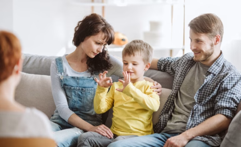 Dos estrategias clave para fortalecer la confianza y autoestima de los niños, según una psicóloga experta